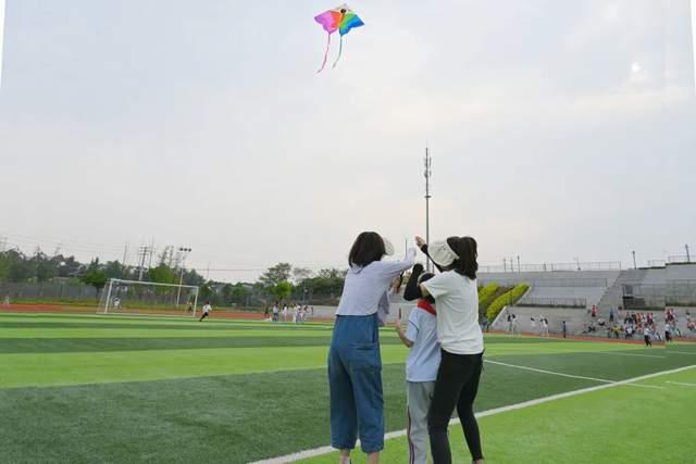 下载.jpg
